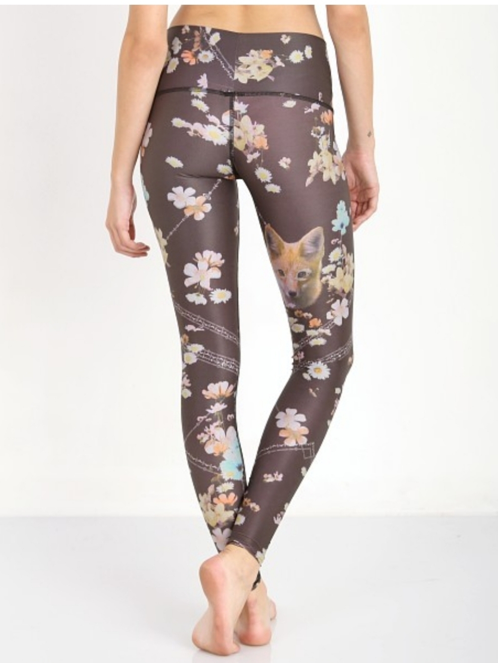 Teeki Wildflower Fox Hot Pant Yoga Legging, Size Medium